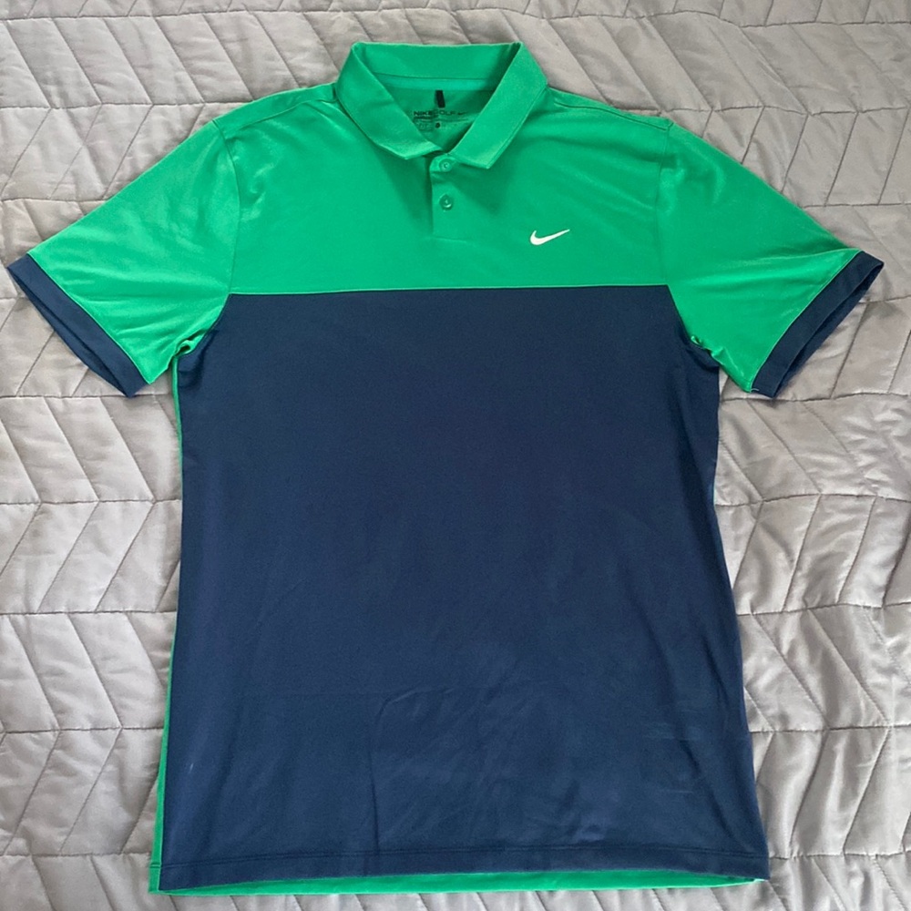 Men’s Nike golf shirt
